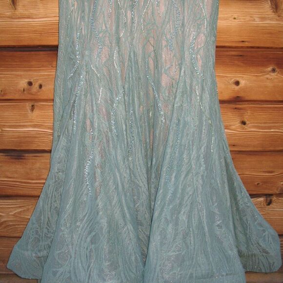 Mac Duggal 79291 Womens BEADED ILLUSION LONG SLEEVE PLUNGE NECK GOWN - Picture 9 of 16